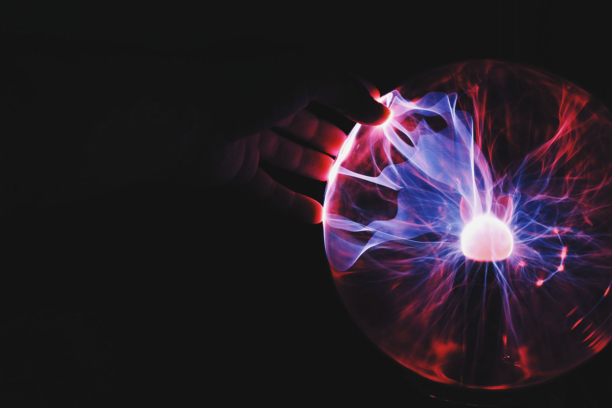 Electromagnetic pulses